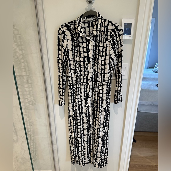 Zara long black and white patterned dress. Worn twice - Picture 3 of 7